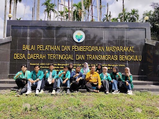 Mahasiswa Agroteknologi Universitas Ratu Samban Belajar Pengembangan Pertanian Di Balai Pelatihan dan Pemberdayaan Masyarakat Desa, Daerah Tertinggal dan Transmigrasi Bengkulu