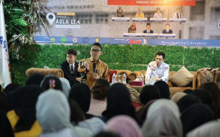 AI, Opini Publik dan Tanggung Jawab Akademik: ASPIKOM Bengkulu Resmi Dilantik Ditengah Disrupsi Digital